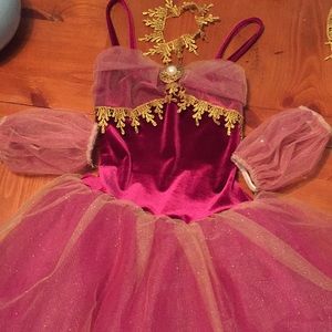 Dance costume